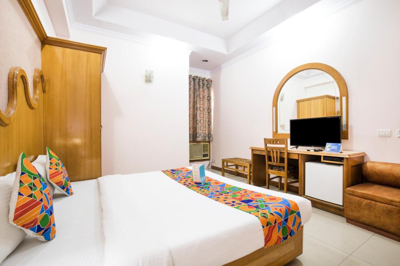 Hotel Kochar Continental New Delhi Extérieur photo